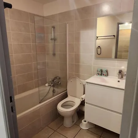 T3, Quartier Calme , Ideal A Pieds Parking Prive Cadenisse Apartment Collioure